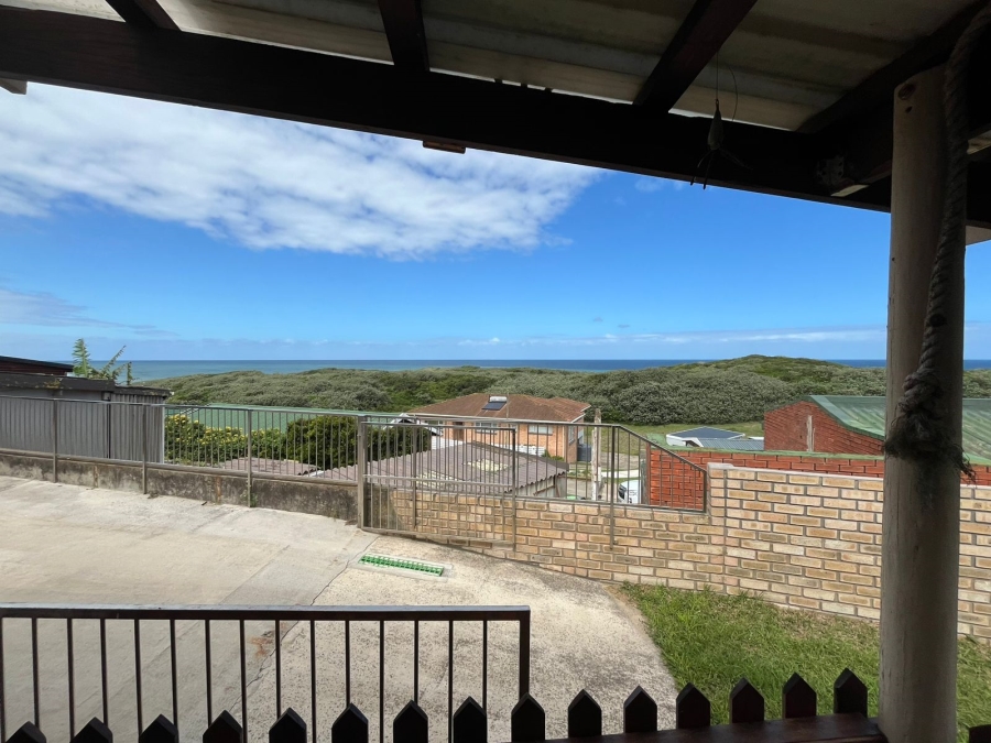 2 Bedroom Property for Sale in Seavale Eastern Cape